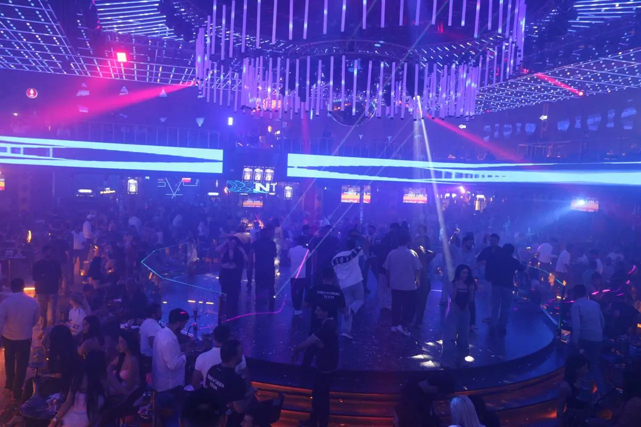 Extra Baku Club Instagram — Bakı əyləncə klubu 6
